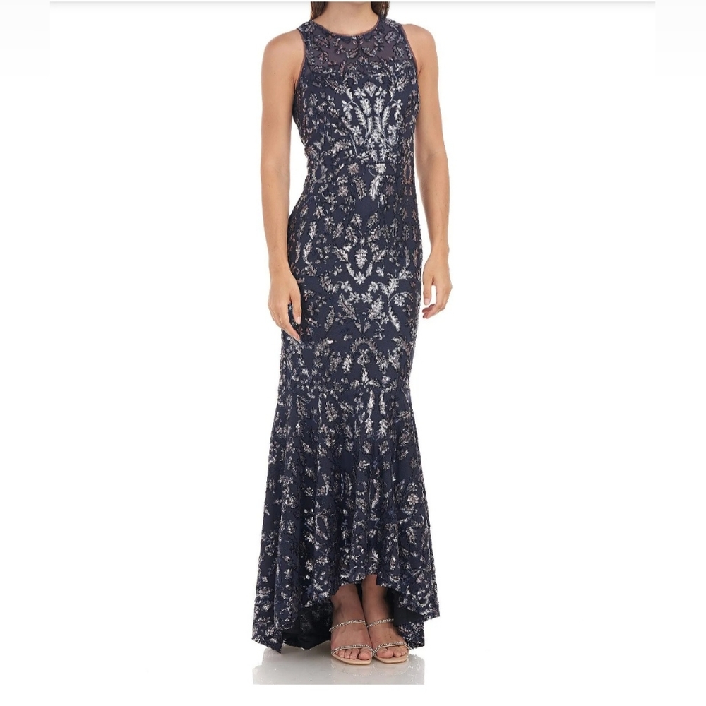 Women's clothing (125)